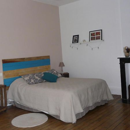 La Pie Grieche Bed & Breakfast Lucquy Екстериор снимка