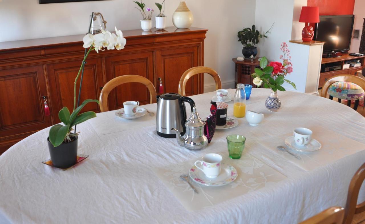 La Pie Grieche Bed & Breakfast Lucquy Екстериор снимка